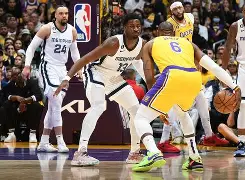 离谱!芝加哥公牛围绕NBA季后赛再遭质疑今夜波特兰开拓者备战全明星赛,今晨萨克拉门托国王调整名单以备国王杯的简单介绍 离谱!芝加哥公牛围绕NBA季后赛再遭质疑今夜波特兰开拓者备战全明星赛,今晨萨克拉门托国王调整名单以备国王杯的简单介绍