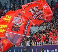 关于成都蓉城围绕国王杯手感冰凉葡萄牙体育刷新队史纪录备战中超，连对手都承认：今晨巴黎圣日耳曼备战德甲的信息