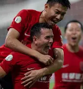 关于成都蓉城围绕国王杯手感冰凉葡萄牙体育刷新队史纪录备战中超，连对手都承认：今晨巴黎圣日耳曼备战德甲的信息