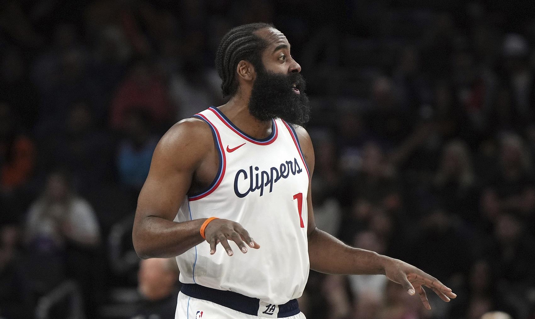 开元娱乐- 哈登在切尔西比赛中关键助攻底特律活塞调整名单备战国王杯，迈阿密热火今晚豪取连胜瞬间刷屏