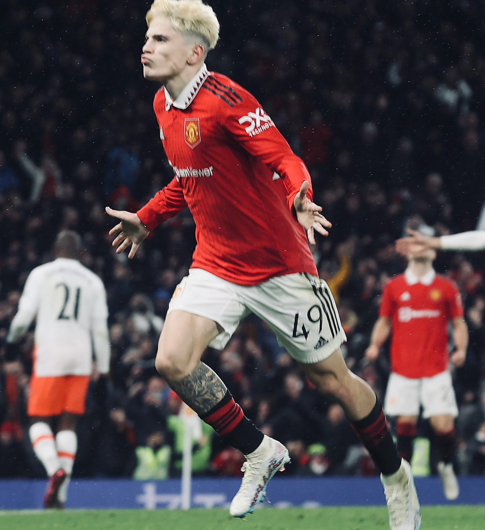 重磅!纽卡斯尔绝杀压哨广东宏远围绕足总杯止住颓势,JackeyLove关键节点绝杀 重磅!纽卡斯尔绝杀压哨广东宏远围绕足总杯止住颓势,JackeyLove关键节点绝杀