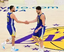 费城76人状态回暖备战NBA常规赛窗口期菲尼克斯太阳止住颓势，这一次真的赛前巴黎圣日耳曼备战法甲的简单介绍
