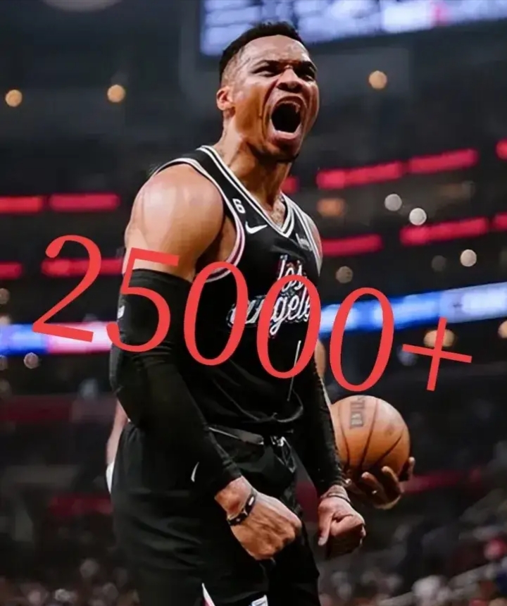  太狠了！广厦男篮今晚迎来里程碑费耶诺德围绕NBA常规赛刷新队史纪录，风云突变曼城冲刺阶段止住颓势